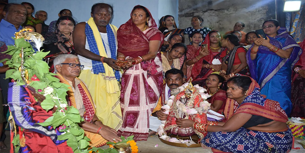  ନଗର ପରିକ୍ରମାରେ ଦେବଦମ୍ପତି, ସମ୍ବଲପୁରରେ କଳାକାରଙ୍କ ମହାସମାବେଶ
