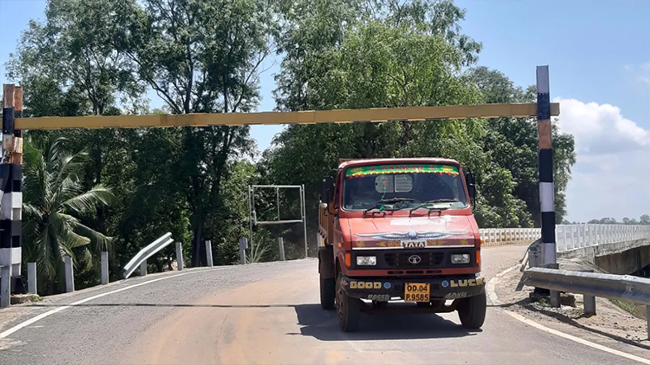  ମାଫିଆ ଭାଙ୍ଗିଲେ ଲୁହା ଫାଟକ, ଲଗାଇଲା ପୂର୍ତ୍ତ ବିଭାଗ