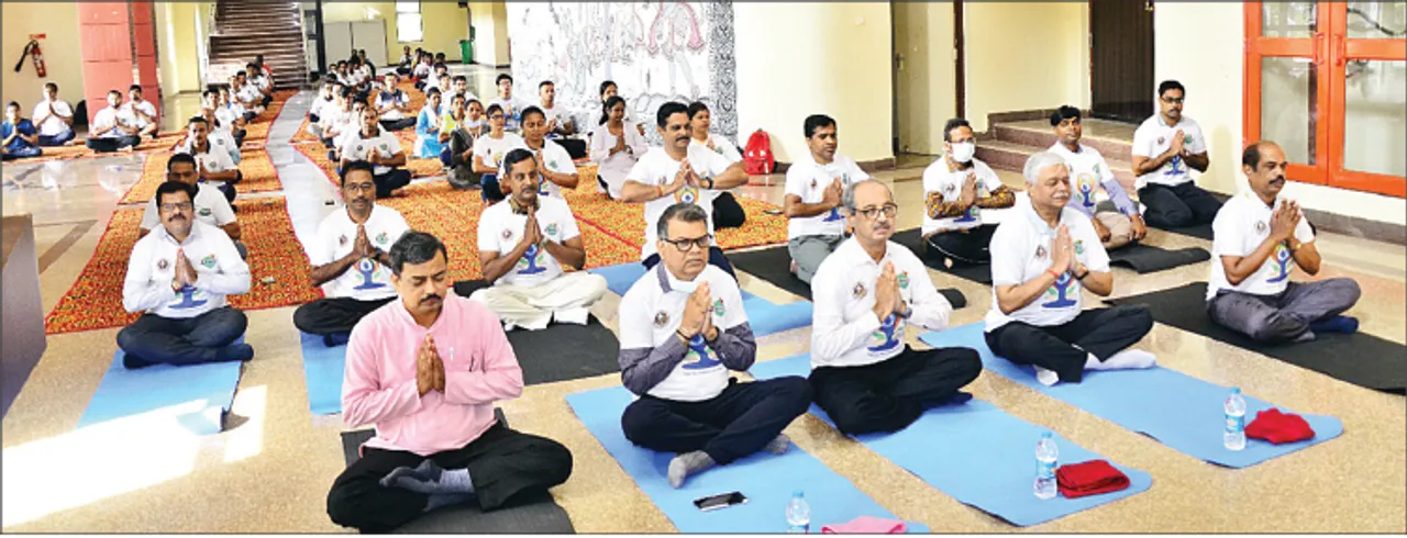  ‌ଯୋଗ ମୁଦ୍ରାରେ ରାଜଧାନୀ: ‘ଯୋଗ’ ବିଶ୍ୱକୁ ଭାରତର ଗୌରବମୟ ଅବଦାନ: ଏମ୍‌ସ ନିର୍ଦ୍ଦେଶକ