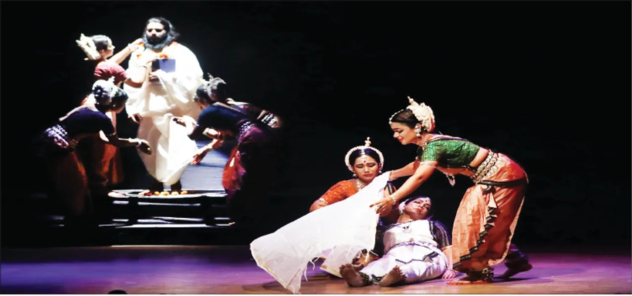  ‘ଓଡ଼ିଶୀ ନୃତ୍ୟ ନାଟିକା ଉତ୍ସବ’ ଆଜାଦି ଉଦ୍‌ଯାପିତ: ରୋମାଞ୍ଚିତ କଲା ଉତ୍କଳମଣି ଓ ବିଜୟାନନ୍ଦଙ୍କ କାହାଣୀ