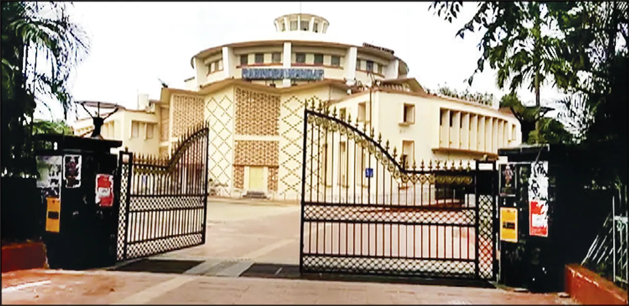  ସାଂସ୍କୃତିକ ଦୁନିଆକୁ ବିଏମ୍‌ସିର ପ୍ରହାର