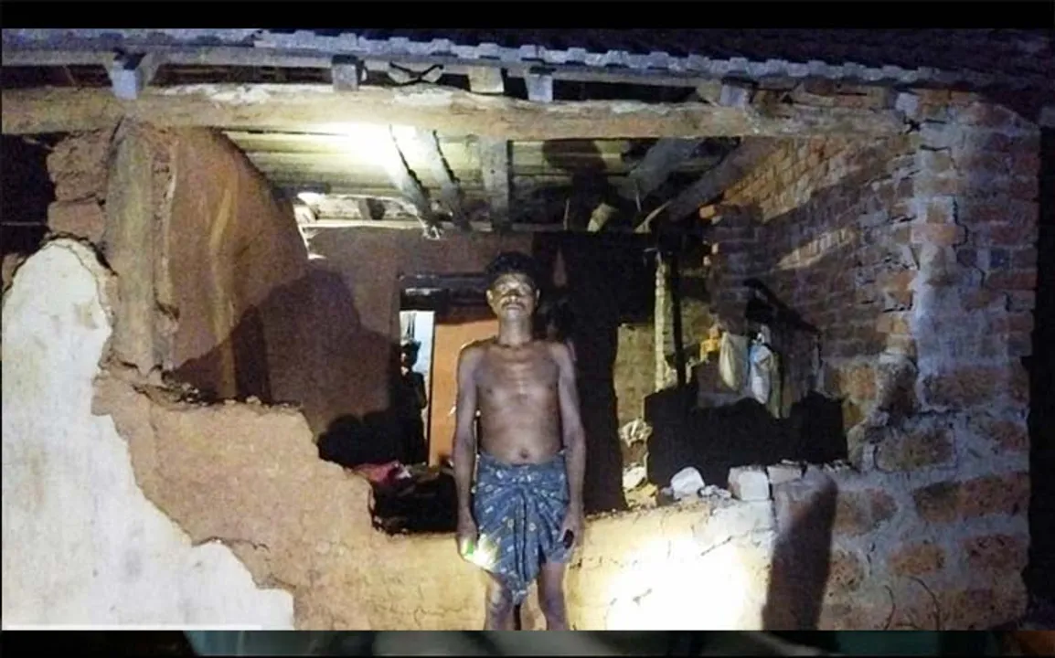  ୪ ଘର ଭାଙ୍ଗିଲେ ହାତୀପଲ