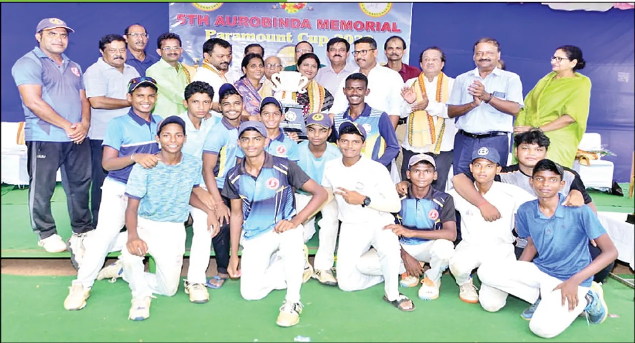  ଅରବିନ୍ଦ ସ୍ମାରକୀ କ୍ରିକେଟ୍‌: ପରାମାଉଣ୍ଟ ଷ୍ଟ୍ରାଇକର୍ସ ବିଜେତା