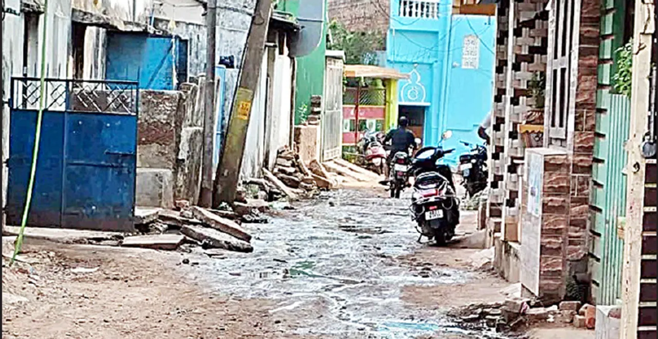 ଏବର୍ଷ ବି ଭାସିବ ବଡ଼ଗଡ଼ ଗାଁ ରାସ୍ତା