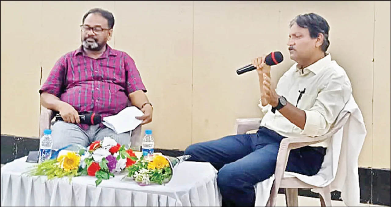  ସାହିତ୍ୟ ସମାଜ ଟ୍ରଷ୍ଟ ପକ୍ଷରୁ ଆଲୋଚନାଚକ୍ର: ସାହିତ୍ୟର ସଂପ୍ରସାରଣ ପାଇଁ ଅନୁବାଦ ଗୁରୁତ୍ବପୂର୍ଣ୍ଣ