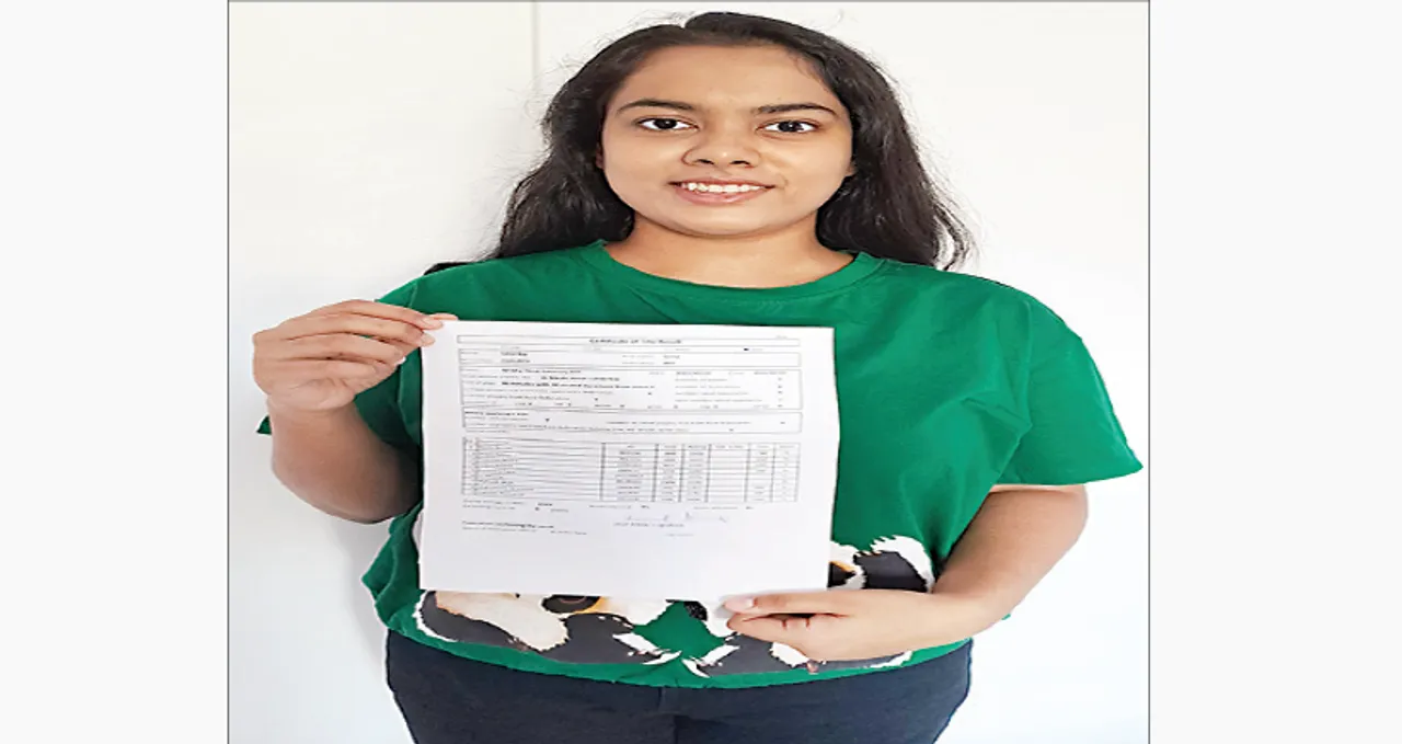  ସାଇନାଙ୍କୁ ଡବ୍ଲୁଆଇଏମ୍‌ ଟାଇଟଲ