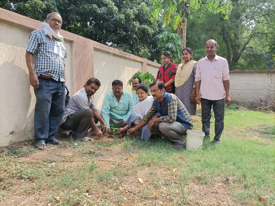  ରାଉରକେଲାରେ ସମ୍ବାଦ ସାହିତ୍ୟ ଘରର ଚାରାରୋପଣ ଅଭିଯାନ