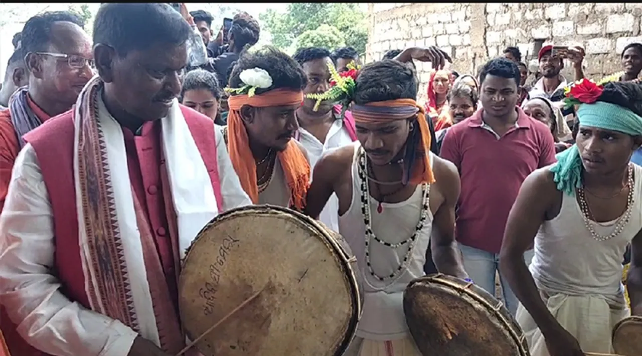  ଲାଞ୍ଜିଗଡ଼ରେ କେନ୍ଦ୍ର ଆଦିବାସୀ ବ୍ୟାପାର ମନ୍ତ୍ରୀ ଅର୍ଜୁନ ମୁଣ୍ଡା