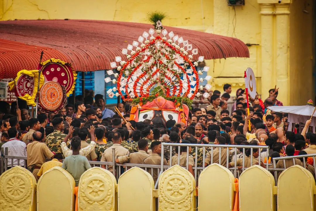  ପୁରୀ: ସ୍ନାନବେଦିରେ ଚତୁର୍ଦ୍ଧାମୂରତି