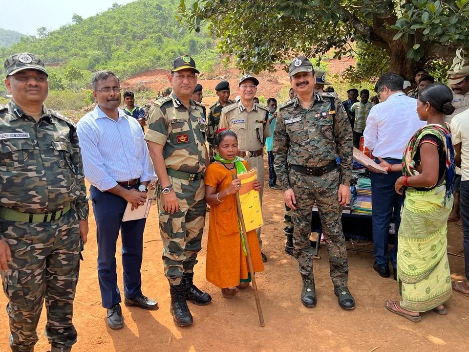  ପୁଲିସ ଡିଜିପିଙ୍କ ଉପସ୍ଥିତିରେ ଆତ୍ମସମର୍ପଣ କଲେ ୫୦ ମିଲିସିଆ