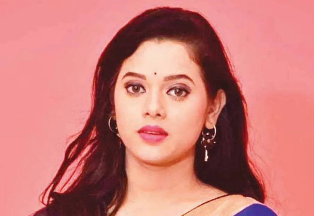  ଟେଲି ଅଭିନେତ୍ରୀ ରଶ୍ମିରେଖାଙ୍କ ଆତ୍ମହତ୍ୟା ଘଟଣା: ଶ୍ବାସରୁଦ୍ଧ ଯୋଗୁଁ ମୃତ୍ୟୁ ଘଟିଥିବା ସୂଚନା