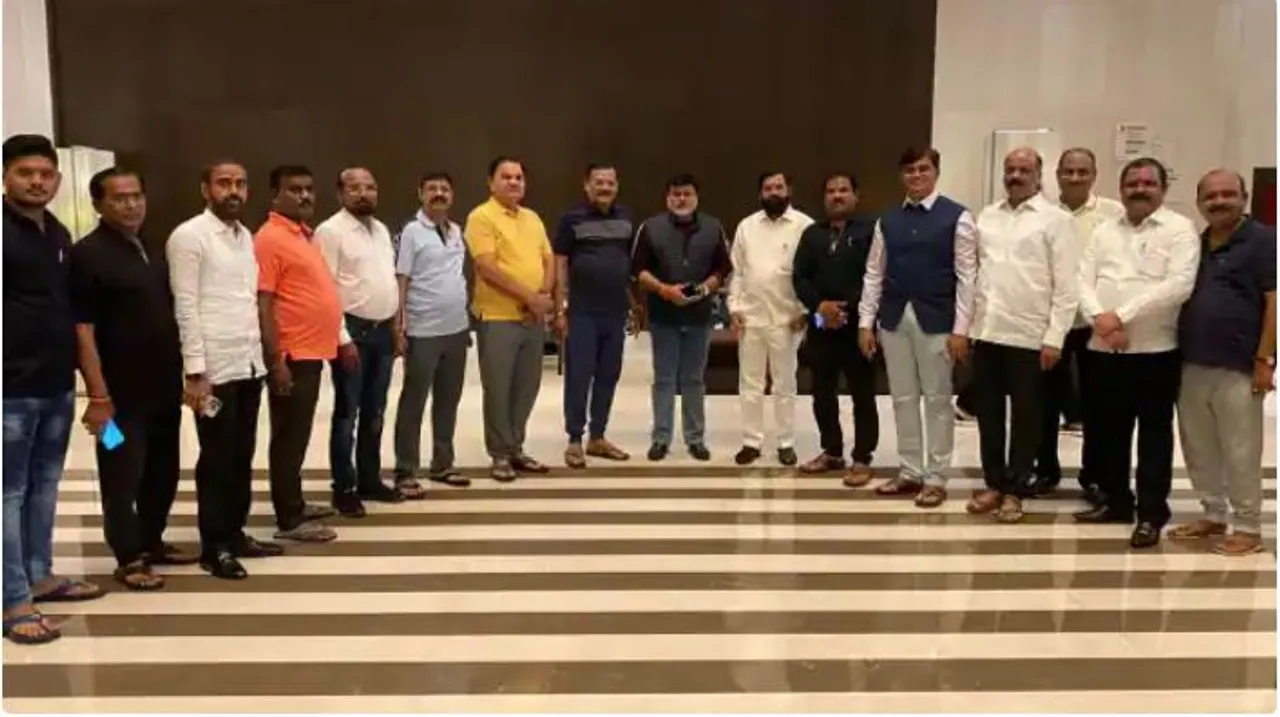  ସୁପ୍ରିମକୋର୍ଟରେ ପହଞ୍ଚିଲେ ଶିବସେନାର ବିଦ୍ରୋହୀ ବିଧାୟକ, ଆସନ୍ତାକାଲି ହେବ ଶୁଣାଣି