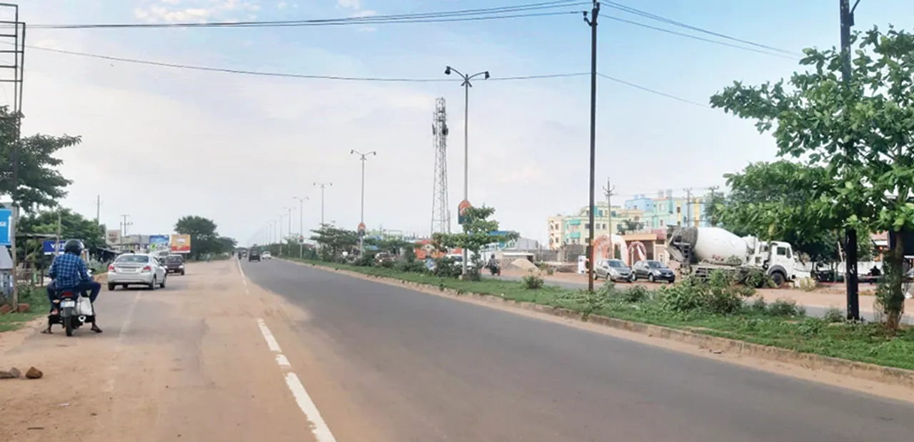  ଖୋର୍ଦ୍ଧା ଗ୍ରାମାଞ୍ଚଳକୁ ପକ୍କା ସଡ଼କ, ସ୍ୱପ୍ନ ପୂରଣ ହେବା ପୂର୍ବରୁ ଭାଙ୍ଗିବା ଆଶଙ୍କା