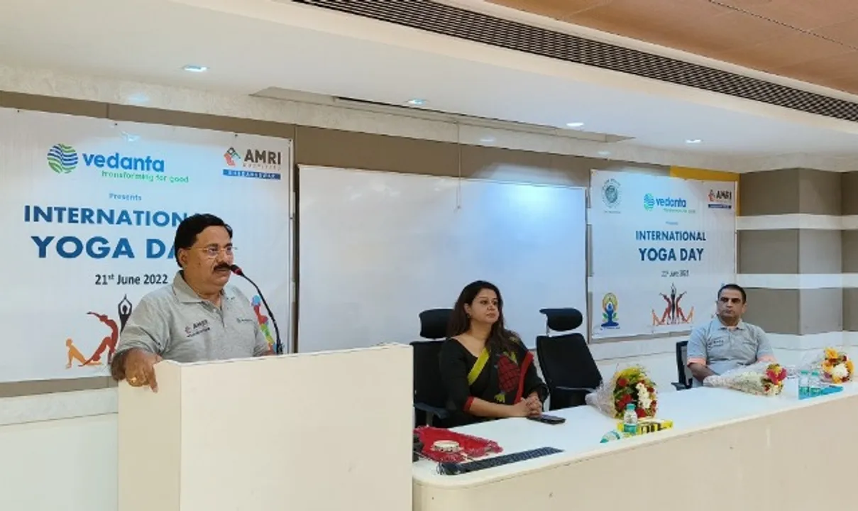  ମିଳିତ ଭାବେ ଯୋଗ ଦିବସ ପାଳନ କଲେ ବେଦାନ୍ତ-ଭକ୍ତି ବେଦାନ୍ତ-ଆମ୍ରି ହସ୍ପିଟାଲସ