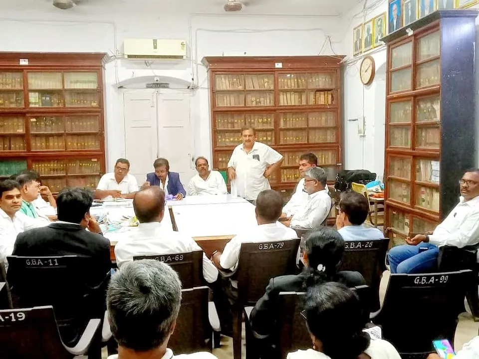  ବ୍ରହ୍ମପୁରରେ ହାଇକୋର୍ଟ ବେଞ୍ଚ ପ୍ରତିଷ୍ଠା ପ୍ରସଙ୍ଗ : ଓକିଲ ସଂଘକୁ ନେଇ ୨୯ରେ ବୈଠକ