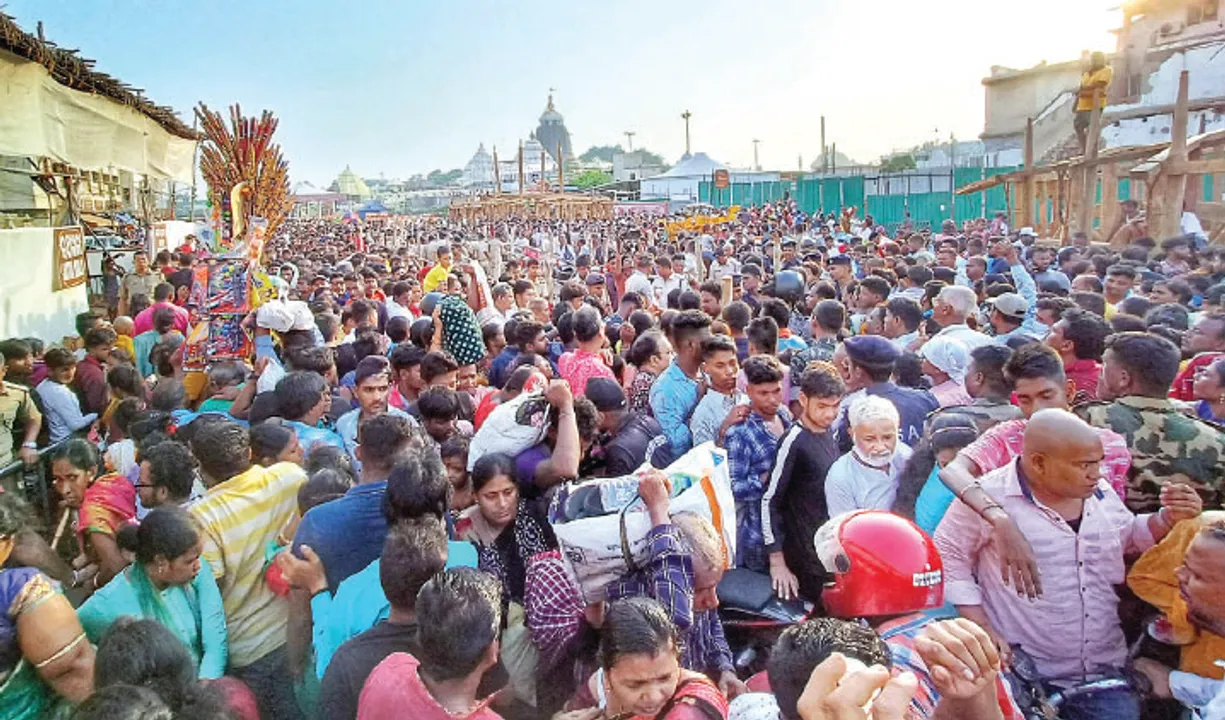  ଆରମ୍ଭରୁ ଚରମ ବିଶୃଙ୍ଖଳା: ସୂଚନା ନ ଦେଇ ଶ୍ରୀମନ୍ଦିର ଚାରିଦ୍ୱାର ବନ୍ଦ କରିଦେଲେ