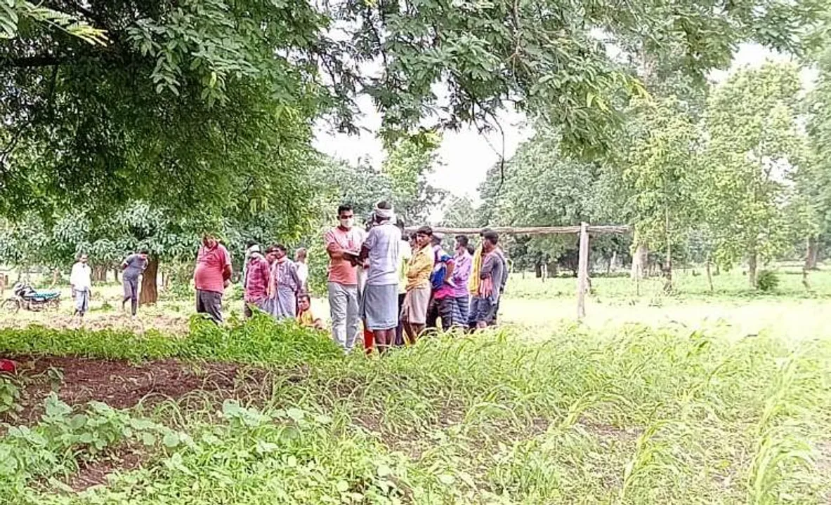 ଗଭର୍ବତୀଙ୍କ ସନ୍ଦେହଜନକ ମୃତ୍ୟୁ, ପ୍ରେମିକଠାରୁ ପ୍ରତାରିତ ପରେ ଗଛରେ ଝୁଲିପଡ଼ିଲେ