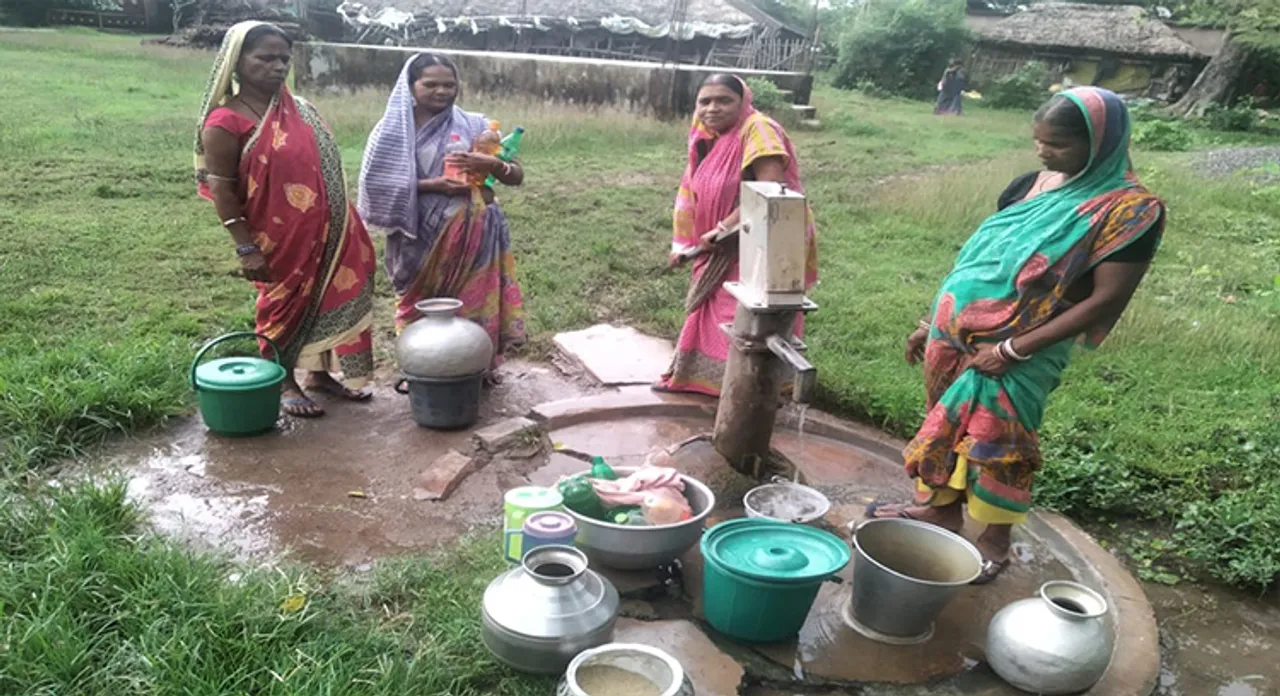  ଉଜୁଣି ଗାଁରେ ମିଳୁନି ପାଣି