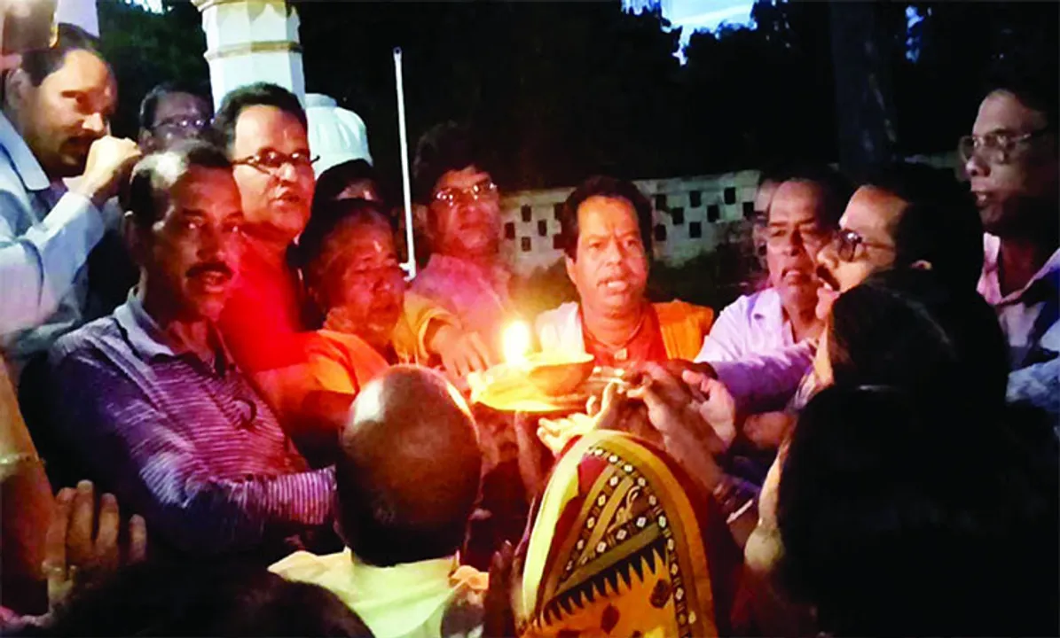  ରାଷ୍ଟ୍ରପତି ପ୍ରାର୍ଥିନୀ ଦ୍ରୌପଦୀ ମୁର୍ମୁଙ୍କ ବିଜୟ ପାଇଁ ଦୀପଦାନ