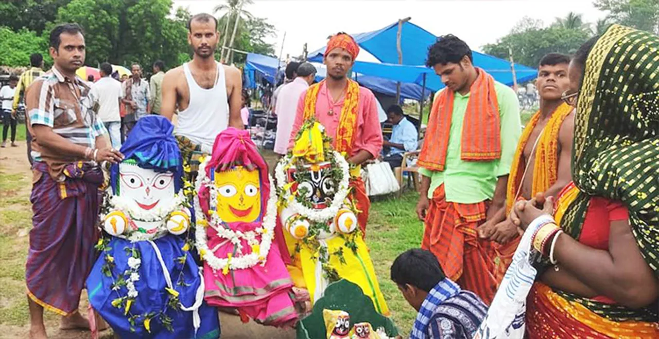  ଗଡ଼ିଲାନି ରଥ, ପହଣ୍ଡିରେ ଗଲେ ମାଉସୀଘର