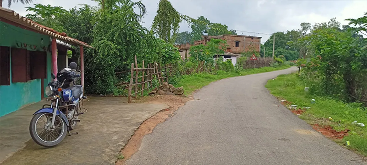  ଘର ଝାରସୁଗୁଡ଼ା ଜିଲ୍ଲାରେ, ପାଣି ମିଳୁଛି ସୁନ୍ଦରଗଡ଼ ଜିଲ୍ଲାରୁ