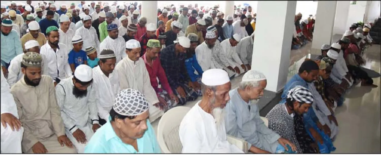  ଇଦ୍‌-ଉଜ୍‌-ଜୁହାରେ ସହର ହେଲା ଉତ୍ସବମୁଖର, ବିଶ୍ୱଶାନ୍ତି ପାଇଁ ସମୂହ ପ୍ରାର୍ଥନା