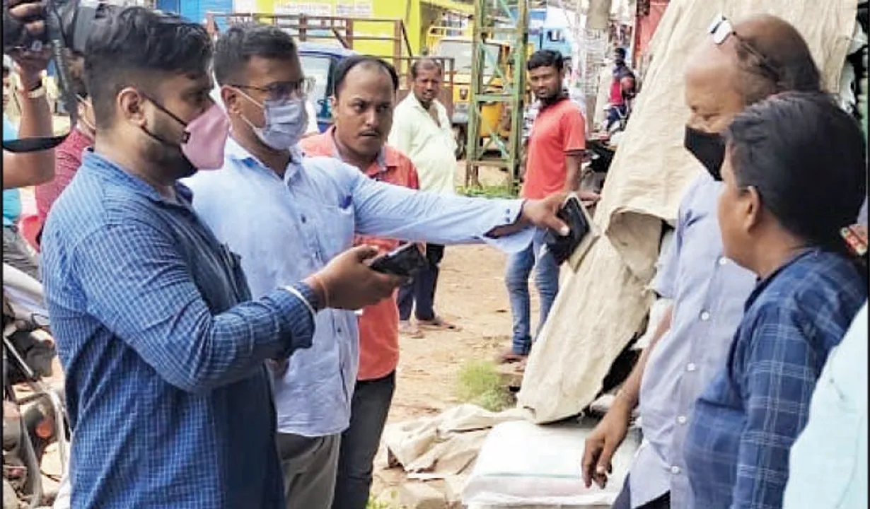  ପଲିଥିନ୍‌କୁ ନା’: ଆରମ୍ଭ ହେଲା କାର୍ଯ୍ୟାନୁଷ୍ଠାନ
