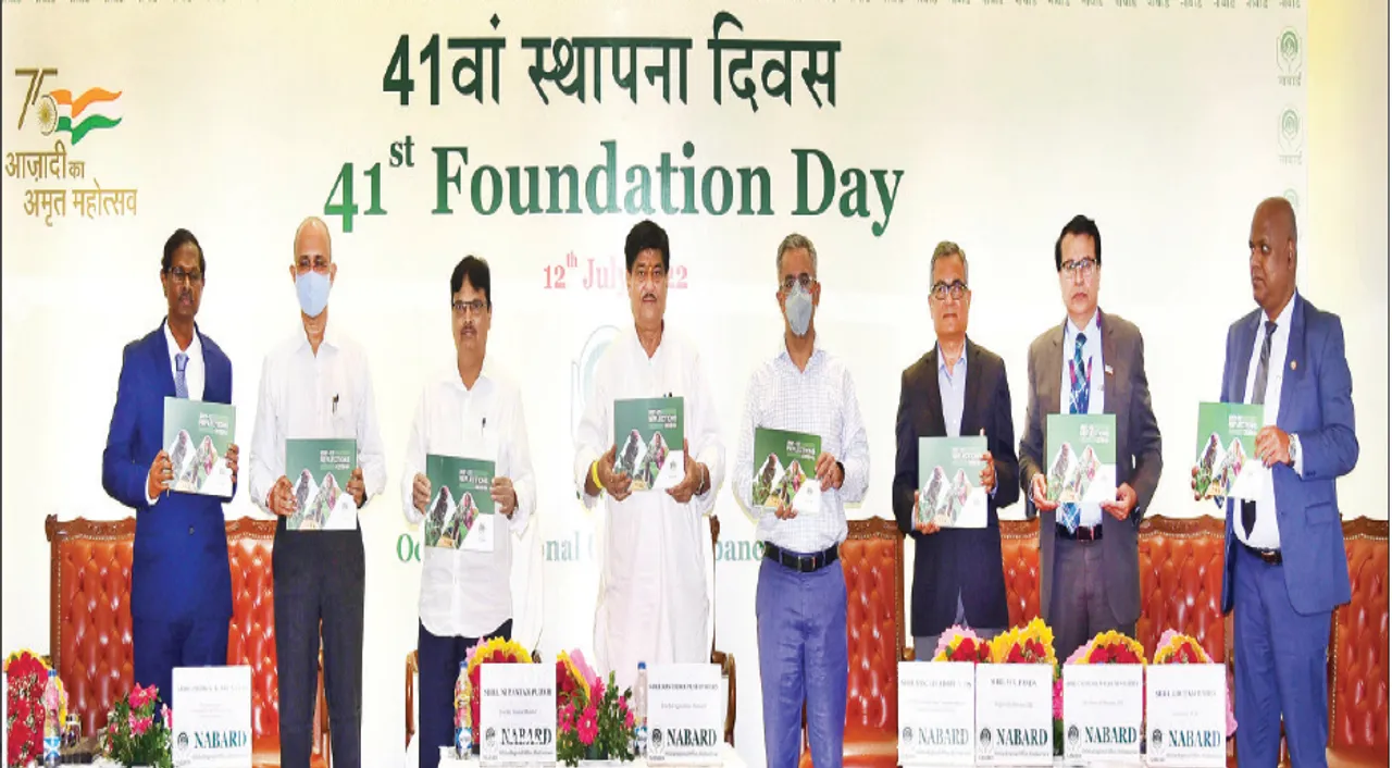  ବ୍ୟାଙ୍କଙ୍କୁ ଅର୍ଥମନ୍ତ୍ରୀଙ୍କ ଆହ୍ବାନ: ଅଧିକ ଶାଖା ଖୋଲ, ଋଣ ଦିଅ