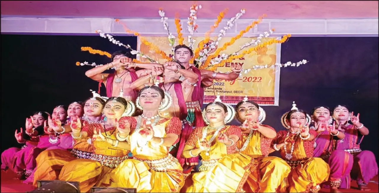  କୋକିଳ ଡ୍ୟାନ୍‌ସ ଓ ମ୍ୟୁଜିକ୍ ଏକାଡେମିର ପ୍ରତିଷ୍ଠା ଦିବସ