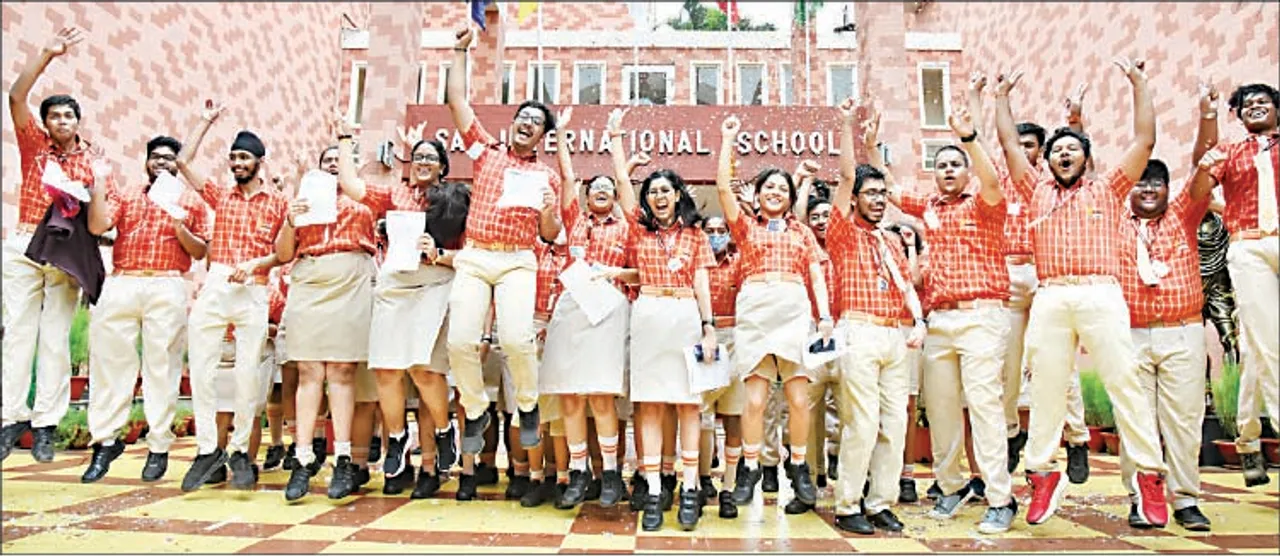  ଭୁବନେଶ୍ବରରେ ସିବିଏସ୍‌ଇ ପରୀକ୍ଷା ଫଳ: ଶତପ୍ରତିଶତ ସଫଳତା, ଖୁସିରେ ଶତମୁଖ