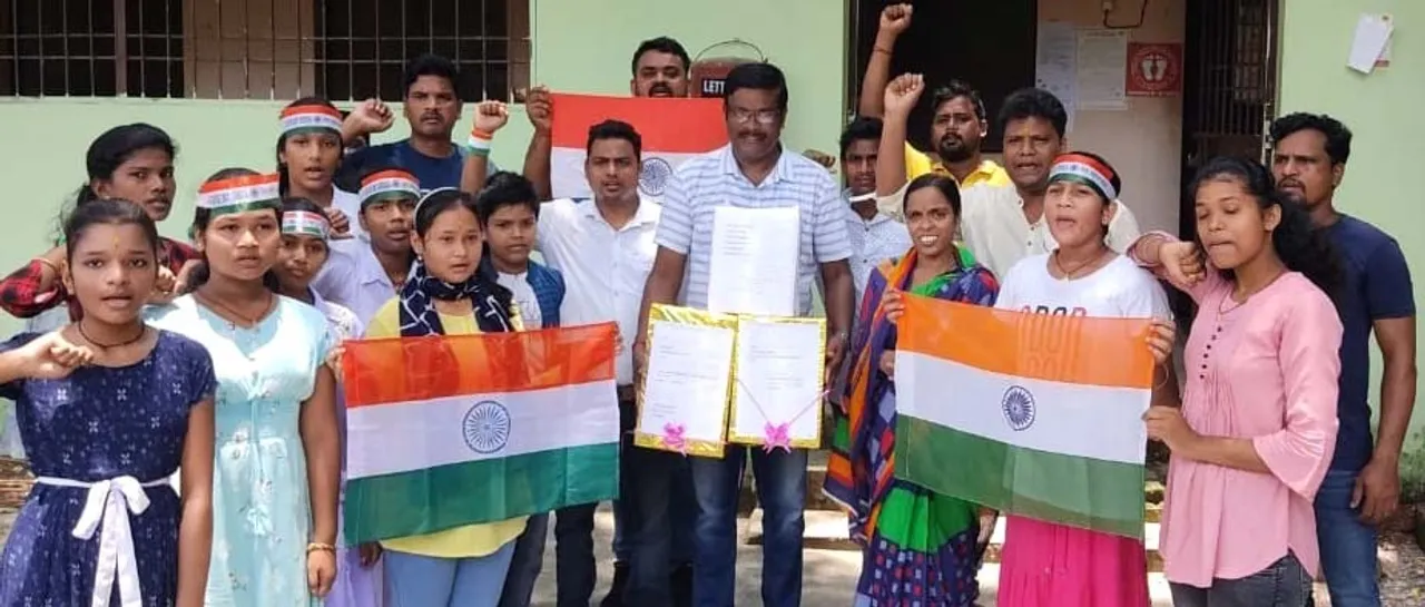  ଯବାନଙ୍କ ପାଇଁ ୫ଶହ ରାଖୀ ପଠାଇଲେ