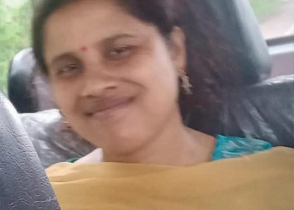  ୯ ଜଣଙ୍କ ଉପରେ କାର ଚଢ଼ାଇଥିଲେ ଇନ୍ସପେକ୍ଟର ସ୍ନିଗ୍ଧାରାଣୀ ସୁନା, ଚାକିରିରୁ ହେଲେ ନିଲମ୍ବିତ