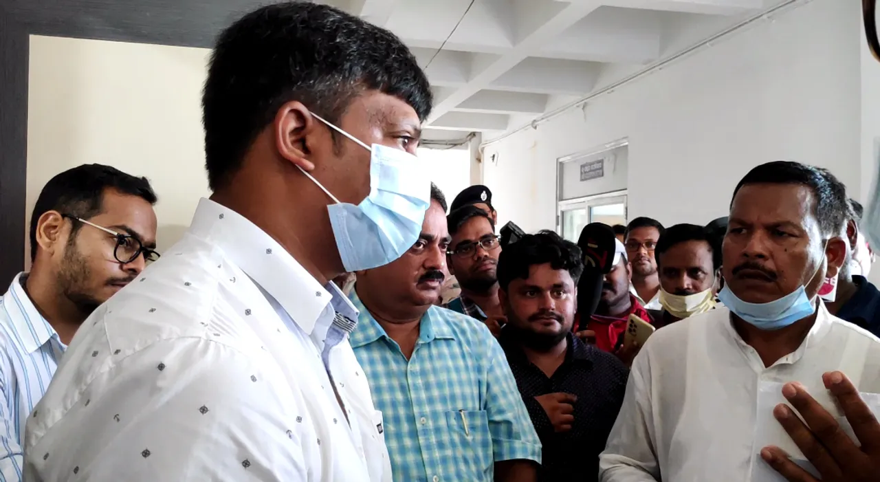  ମାସେ ମଧ୍ୟରେ ସମସ୍ତ କ୍ରସର ୟୁନିଟର ବୈଧତା ଯାଂଚ କରି ସଚଳ ପାଇଁ ଅନୁମତି ଦିଆଯିବ: ଜିଲ୍ଳାପାଳ