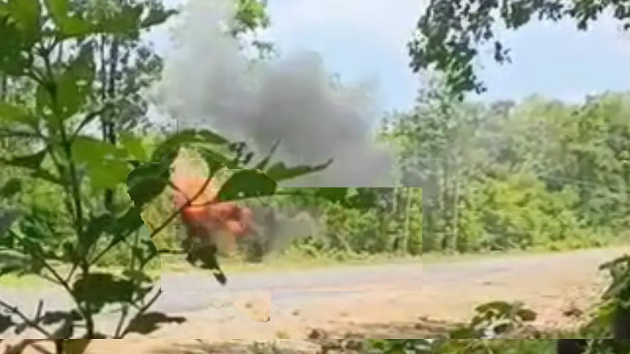  ଫୁଟିବା ପୂର୍ବରୁ ୨ଟି ବୋମାକୁ ନିଷ୍କ୍ରିୟ କଲେ ଯବାନ