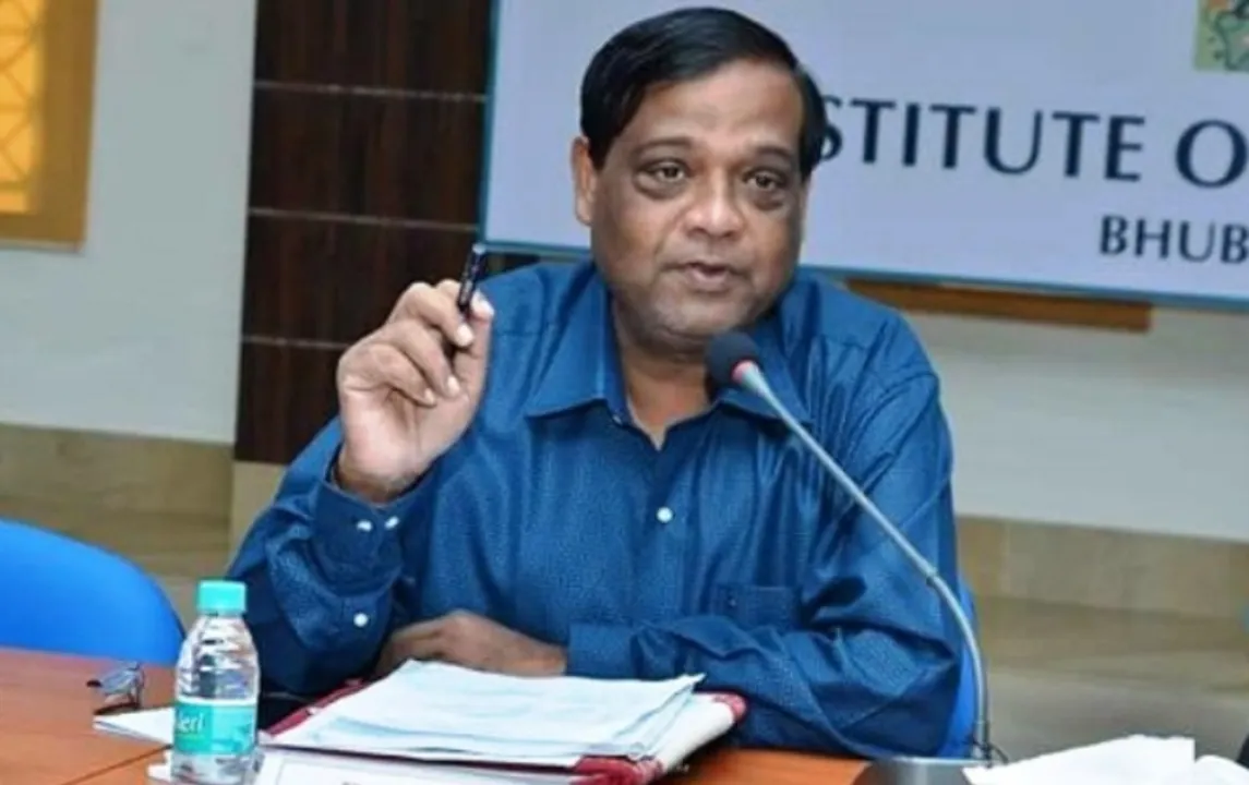  ଡଃ ଅଜୟ ପରିଡାଙ୍କ ବିୟୋଗରେ ମୁଖ୍ୟମନ୍ତ୍ରୀଙ୍କ ଶୋକ, ରାଷ୍ଟ୍ରୀୟ ସମ୍ମାନ ସହ ହେବ ଶେଷକୃତ୍ୟ