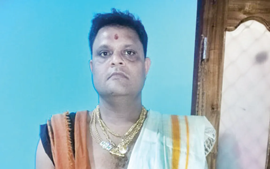  ଦକ୍ଷିଣିଘର ଚଳନ୍ତି ପ୍ରତିମାଙ୍କ ସେବାରେ ତୃପ୍ତି ଅନୁଭବ କରୁ: ଜଗନ୍ନାଥ କର (ମହାଜନ ସେବକ)