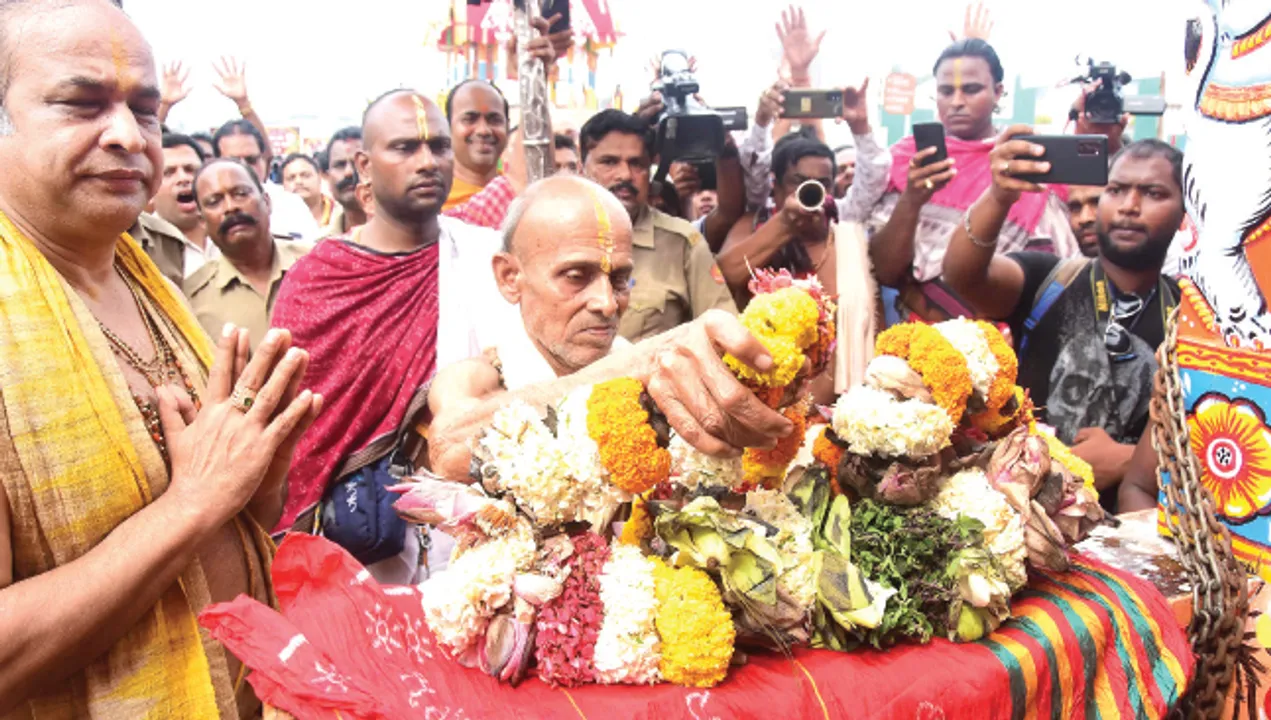  ରଥ ଆଜ୍ଞାମାଳ ବିଜେ ପରେ ସିଂହଦ୍ବାର ଚକଡ଼ା‌ରେ ତିନି ରଥ, ମହାପ୍ରଭୁଙ୍କ ଅପେକ୍ଷାରେ....