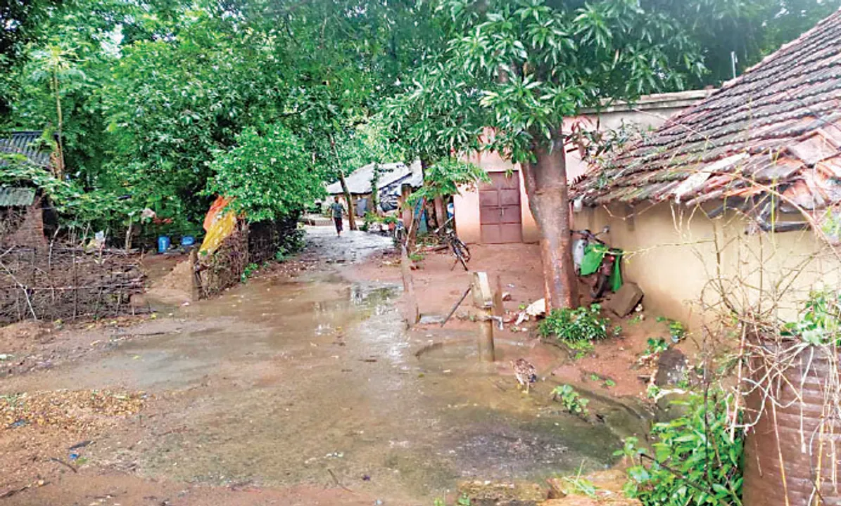  ପ୍ରଧାନମନ୍ତ୍ରୀ ଆଦର୍ଶ ଗାଁ ଯୋଜନା ବାଟବଣା: ୪ ବର୍ଷ ପରେ ବି ୩୩ ଗାଁକୁ ଅବହେଳା