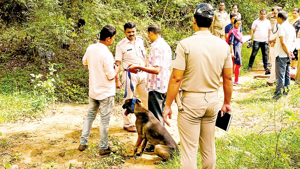  ଭୁବନେଶ୍ବରରୁ ଗାଁକୁ ଆସିଥିଲେ; ବଜାରକୁ ବୁଲିବାକୁ ଯାଇ ନିଖୋଜ, ଷ୍ଟାଡିୟମ୍‌ ପଛପଟୁ ମୃତଦେହ ଉଦ୍ଧାର