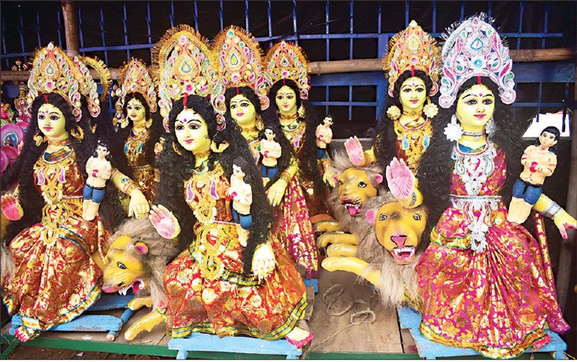  ଆଜି ପ୍ରଥମ ପାଳି ‘ଖୁଦୁରୁକୁଣି ଓଷା’: ଭାଇଙ୍କ ଶୁଭ ମନାସି ମଙ୍ଗଳାଙ୍କୁ ପୂଜିବେ ଭଉଣୀ