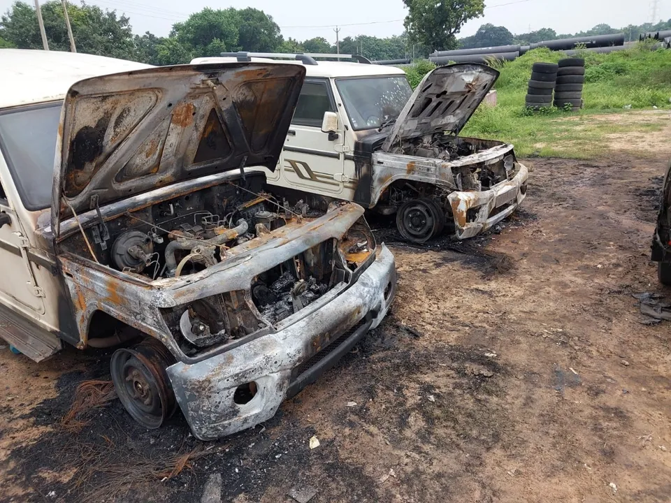  ବ୍ୟବସାୟୀଙ୍କ କାର୍ ଜାଳିଦେଲେ ଦୁର୍ବୃତ୍ତ