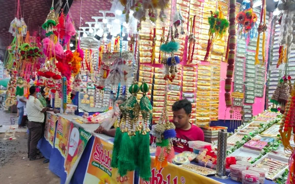  ଭାଇଭଉଣୀ ସଂପର୍କର ପବିତ୍ର ଡୋର: ଏଥର ବଜାର ନେଇଛି କୁନ୍ଦନ-କପୁଲ୍‌-ସୁନାଚାନ୍ଦି ରାକ୍ଷୀ