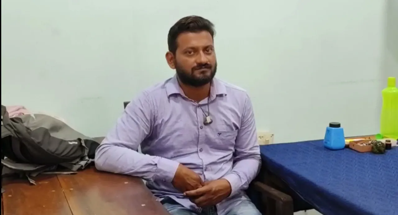  ମୃତ୍ୟୁ ପ୍ରମାଣପତ୍ର ପାଇଁ ୫ହଜାର ଲାଞ୍ଚ, ଧରାପଡ଼ିଲେ ଗୋଷ୍ଠୀ ସ୍ବାସ୍ଥ୍ୟ କେନ୍ଦ୍ରର କିରାଣୀ