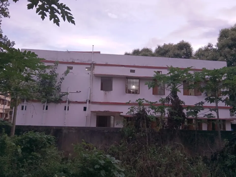  ଚନ୍ଦ୍ରପୁର ହାଇସ୍କୁଲର ୪୧ ଅନ୍ତେବାସୀ କରୋନା ପଜିଟିଭ