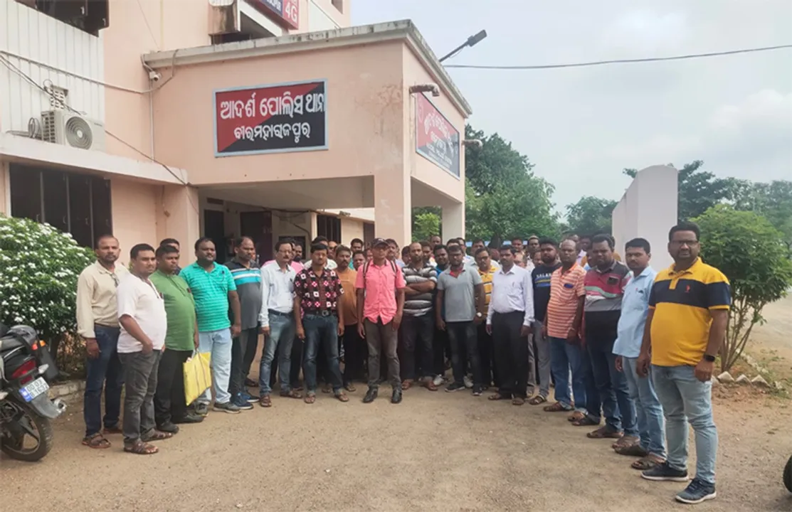  ବ୍ଲକ୍‌ ଶିକ୍ଷା ଅଧିକାରୀଙ୍କୁ ଦୁର୍ବ୍ୟବହାର ପ୍ରସଙ୍ଗ: ଥାନାରେ ଏତଲା ଦେଲେ ବିଇଓ