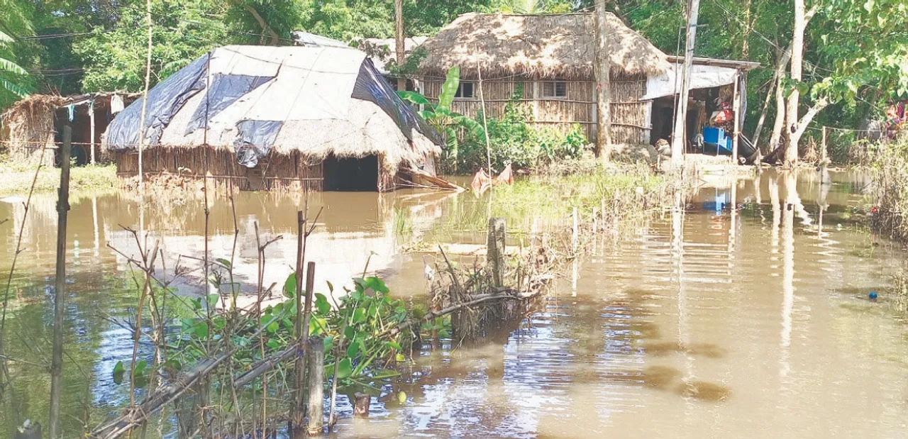  ବନ୍ୟାରେ ବାଲେଶ୍ୱର ଜିଲ୍ଲାର ୧୧୦ ପଞ୍ଚାୟତର ୩୫୩ ଗାଁ ପ୍ରଭାବିତ, ରିଲିଫ ବିଳମ୍ବ ଯୋଗୁଁ ବଢ଼ୁଛି ଅସନ୍ତୋଷ