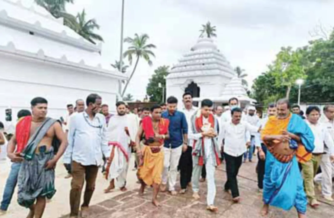  ଶ୍ରୀଅଲାରନାଥ ମନ୍ଦିର ଭିତ୍ତିଭୂମି ଅନୁଧ୍ୟାନ କଲେ ୫ଟି ସଚିବ