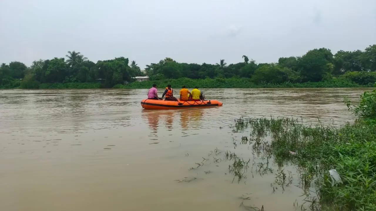  ପାୱାର କେନାଲରେ ଭାସି ଯାଇ ବୃୃଦ୍ଧ ନିଖୋଜ
