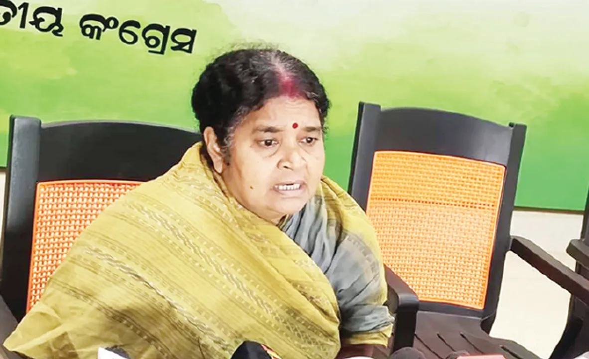  ନଗର ସଭାପତିରୁ ପଦଚ୍ୟୁତ ପରେ ଗିରିବାଳାଙ୍କ ଅଭିଯୋଗ: କଟକରେ କଂଗ୍ରେସକୁ ଭାଙ୍ଗିବାକୁ ଚକ୍ରାନ୍ତ