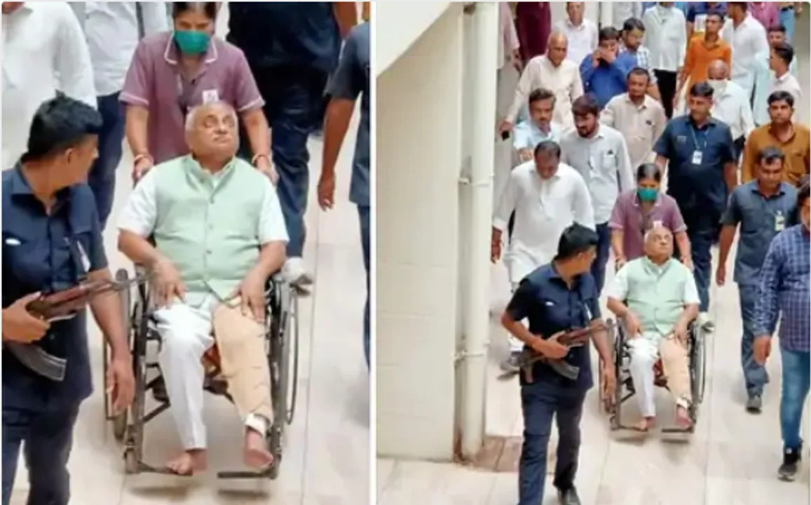  ତ୍ରିରଙ୍ଗା ଯାତ୍ରା ସମୟରେ ବୁଲା ଗୋରୁଙ୍କ ଆକ୍ରମଣରେ ବିଜେପି ନେତା ନିତିନ ପଟେଲ ଆହତ